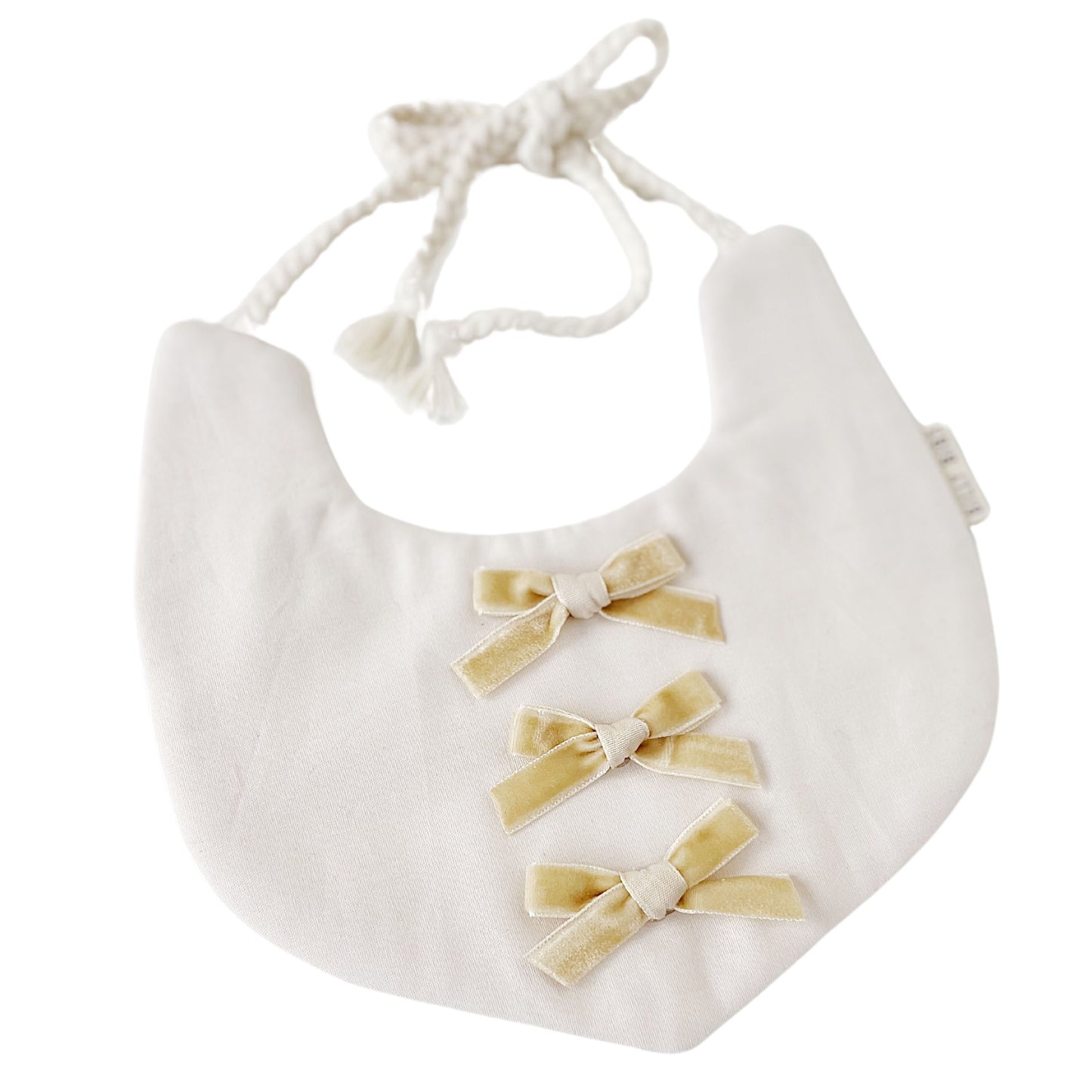 Elona Bow Bib